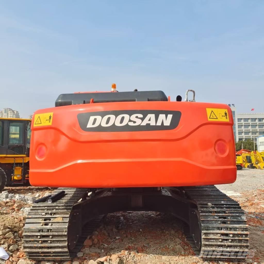 Doosan DX225LC-9C Гусеничные экскаваторы