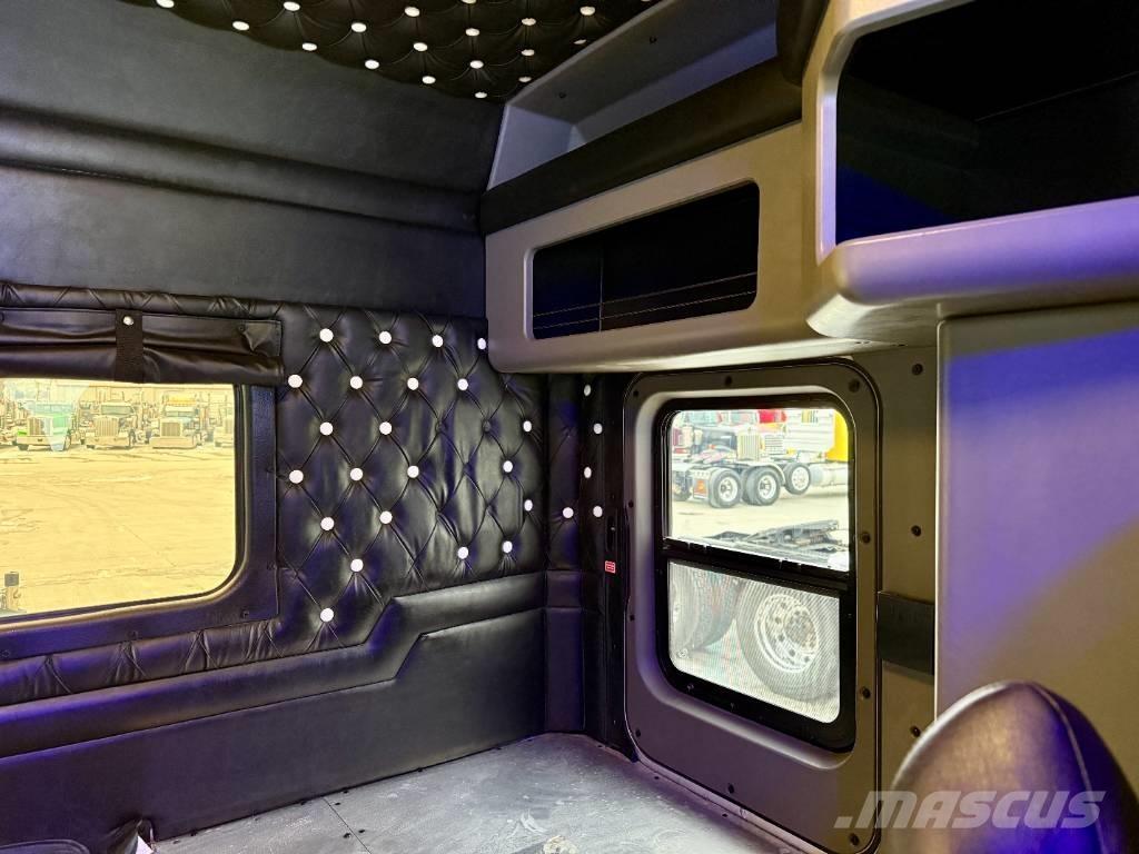 Kenworth W900 Седельные тягачи