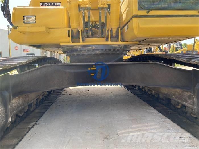 Komatsu PC 210 LC Гусеничные экскаваторы