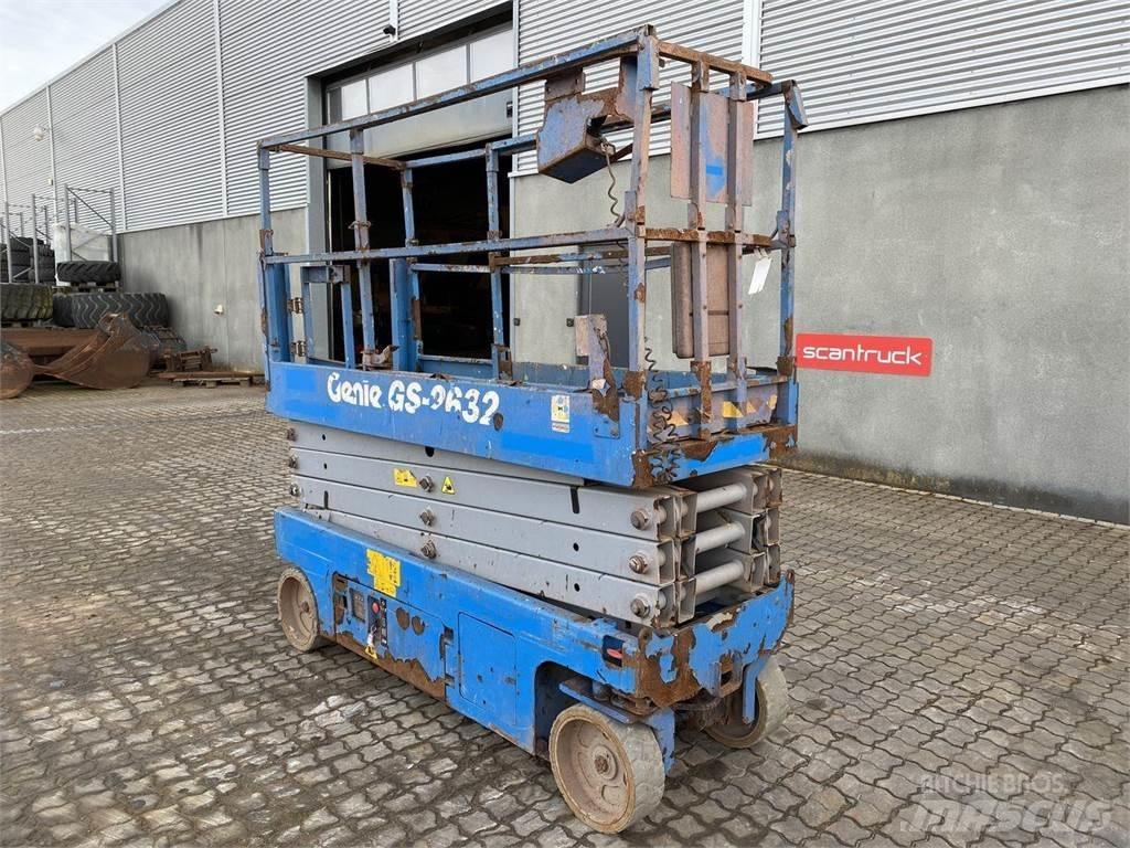 Genie GS2632 Ножничные подъемники