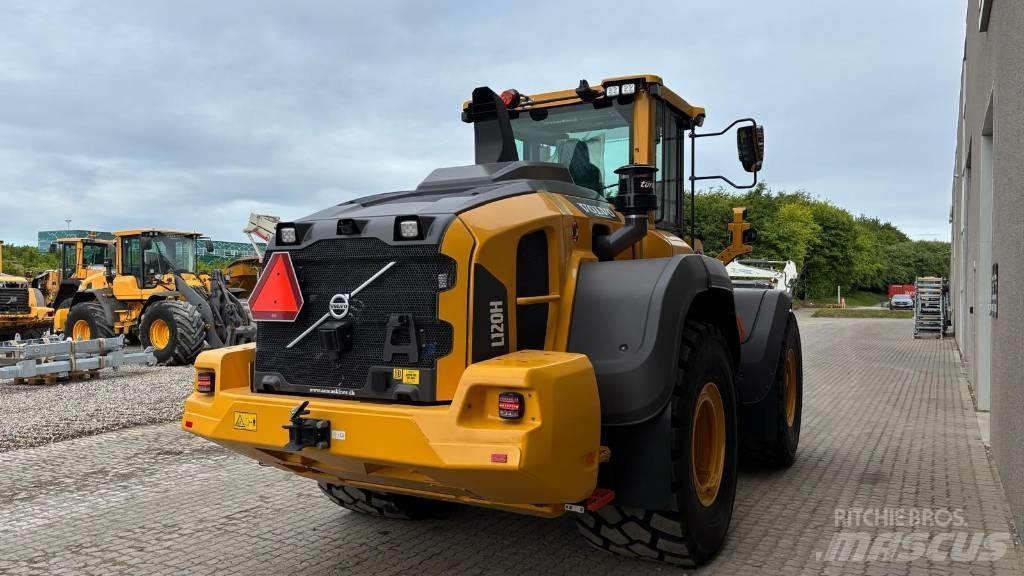 Volvo L 120 H Фронтальные погрузчики
