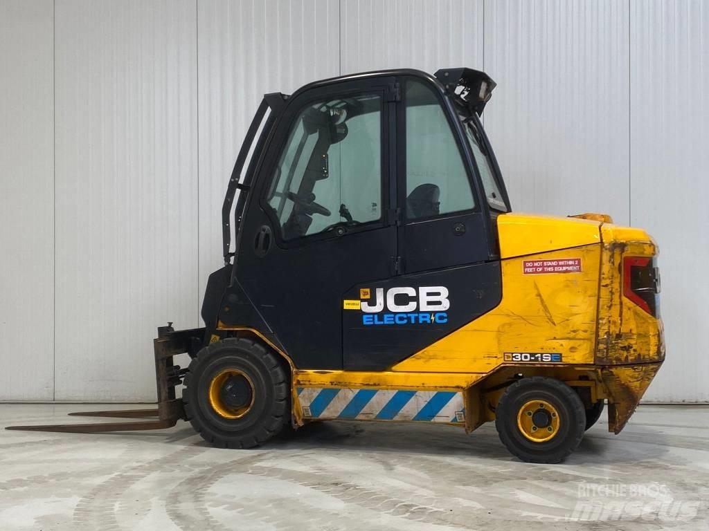 JCB TLT30-19E Электропогрузчики