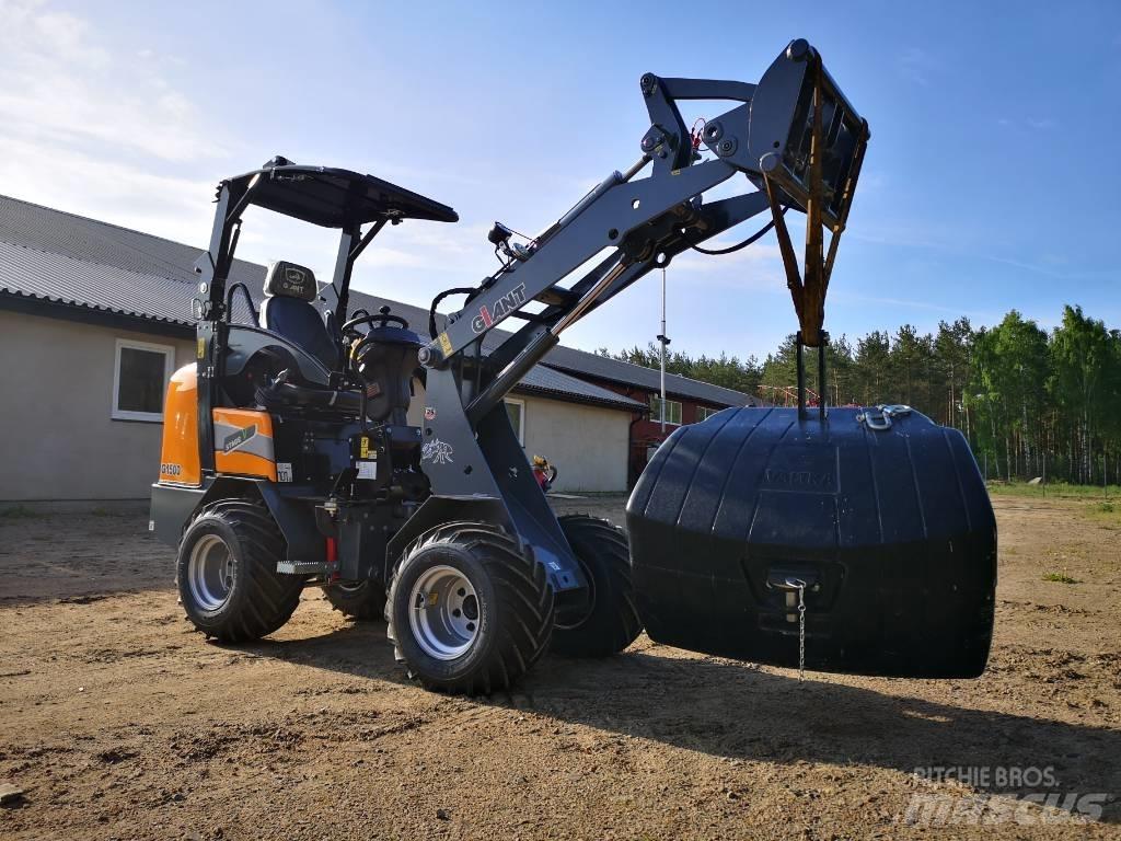 GiANT 1500 Многофункциональные сельскохозяйственные погрузчики
