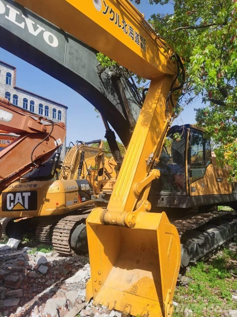 Komatsu PC 220-7 Гусеничные экскаваторы