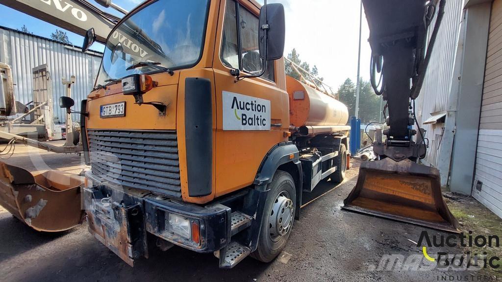 MAZ 533731 Грузовики-цистерны