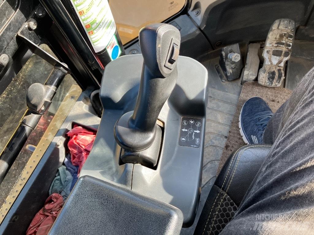 CAT 972 M XE Фронтальные погрузчики