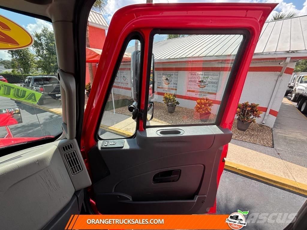 International 4300 Грузовики-Фургоны