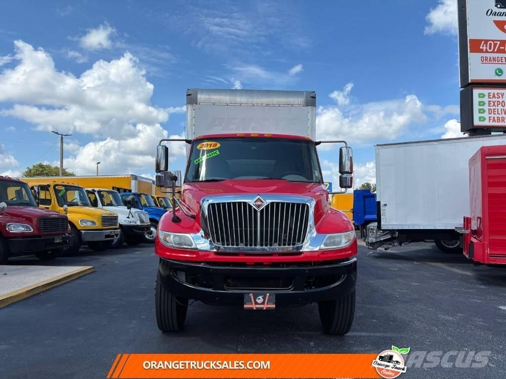 International 4300 Грузовики-Фургоны