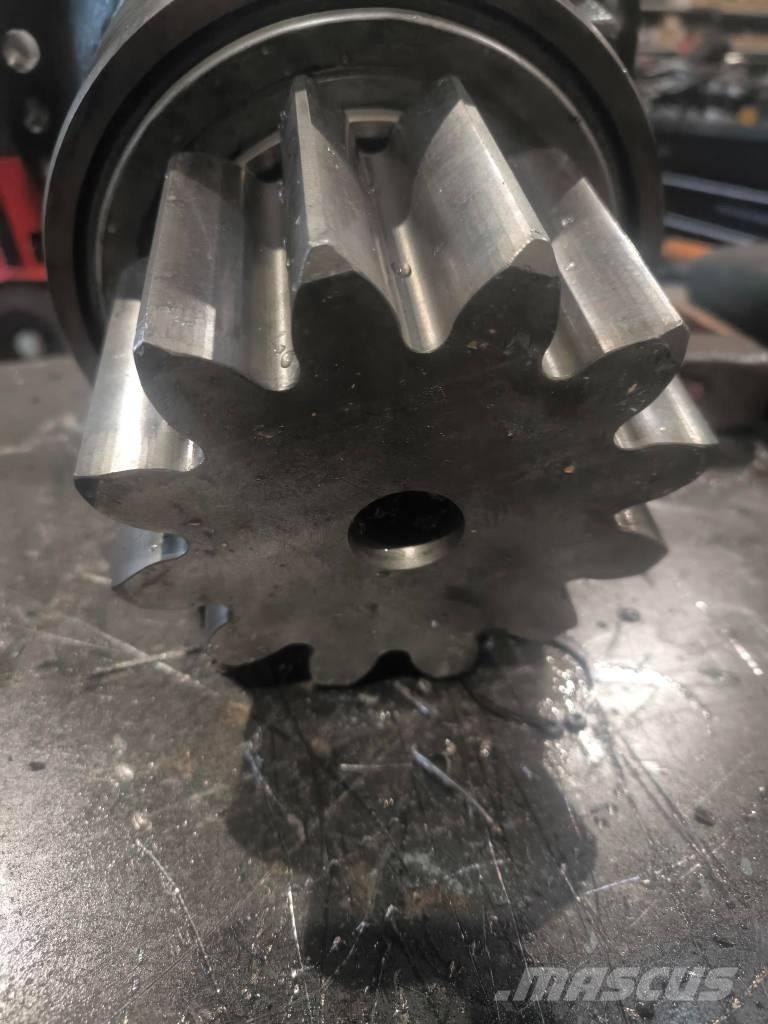 Fuchs 335 F Гидравлическая система