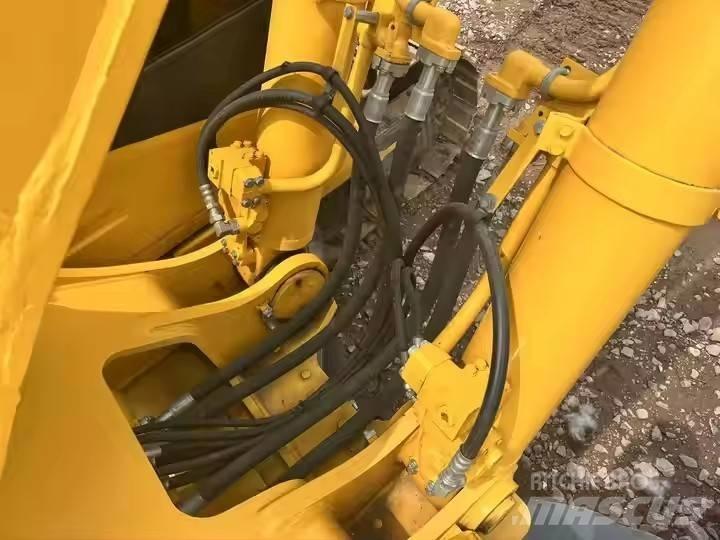 Komatsu PC450-7 Гусеничные экскаваторы