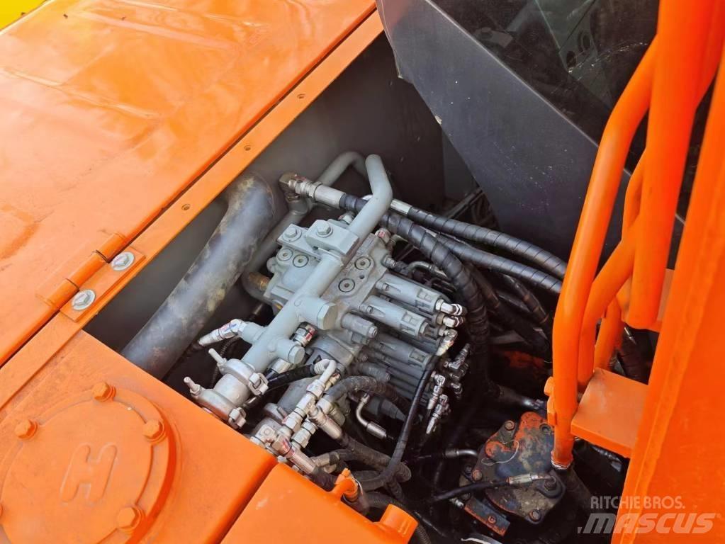 Hitachi ZX 70 Гусеничные экскаваторы