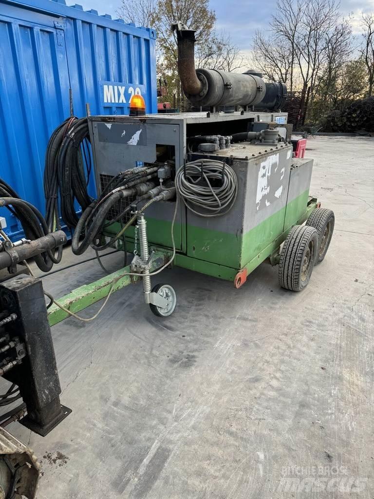 Hütte HBR 202 TF Гусеничные буровые установки