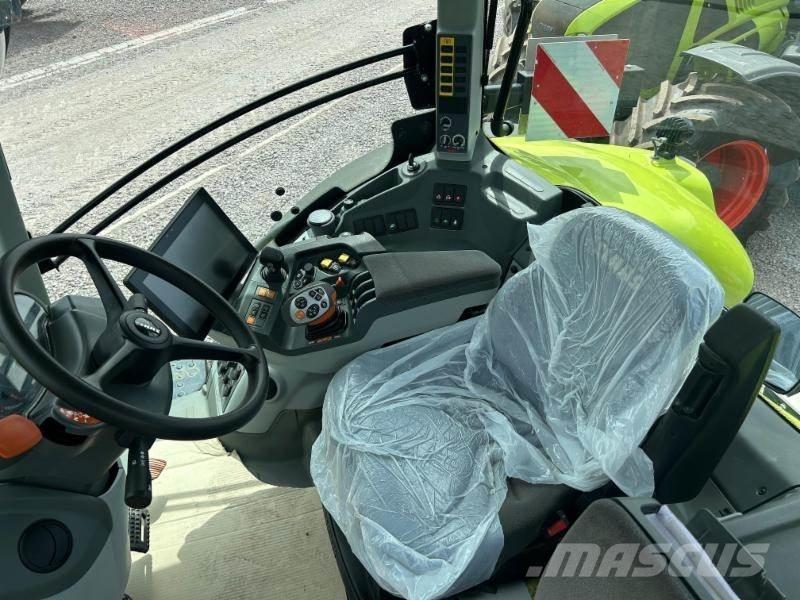 CLAAS AXION 870 Трактора