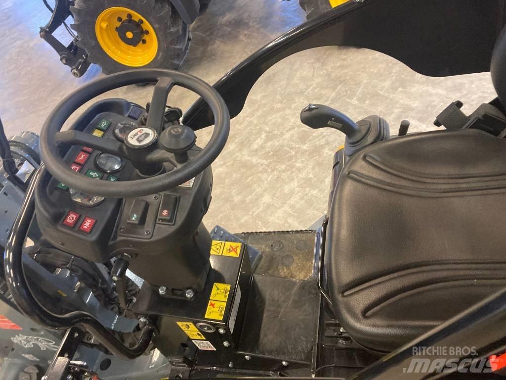 GiANT G1500 Малые погрузчики