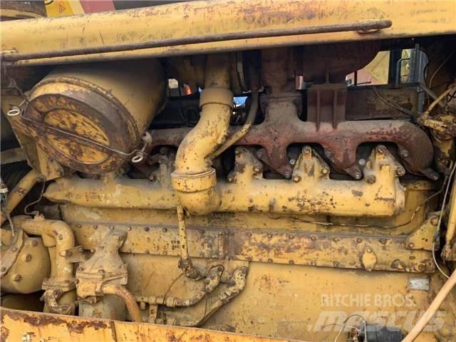 CAT D 8 K Гусеничные бульдозеры