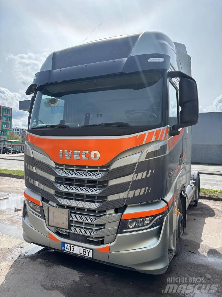 Iveco S-Way 460 LNG Седельные тягачи