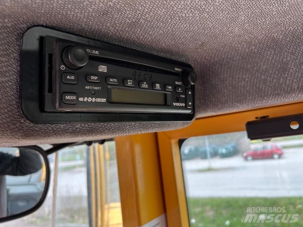 Volvo L 120 E Фронтальные погрузчики