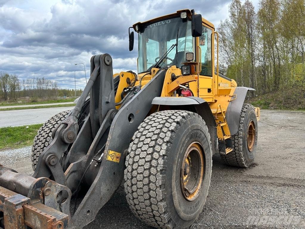 Volvo L 120 E Фронтальные погрузчики