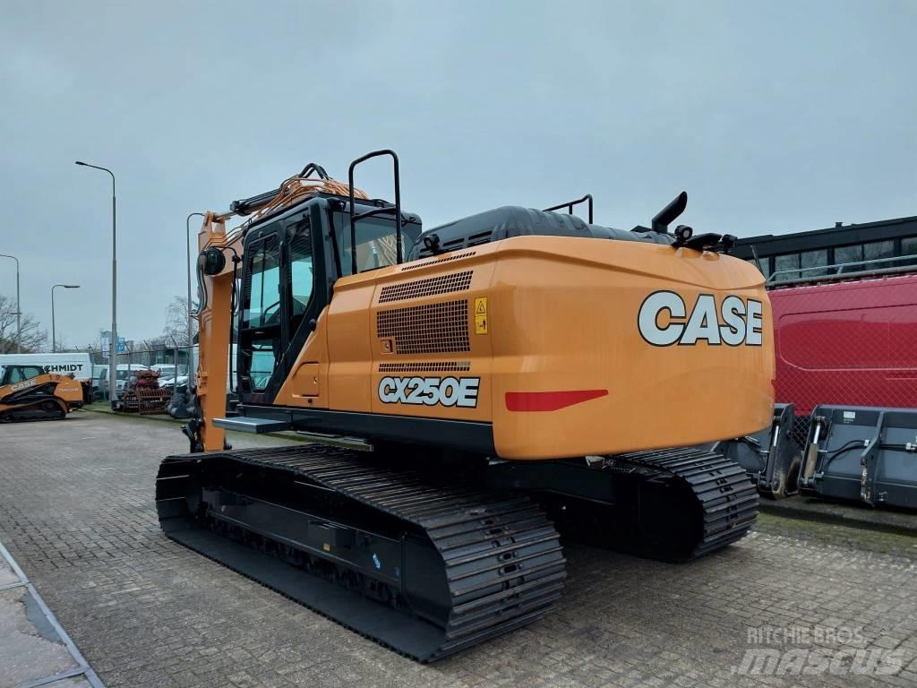 CASE CX250E Гусеничные экскаваторы