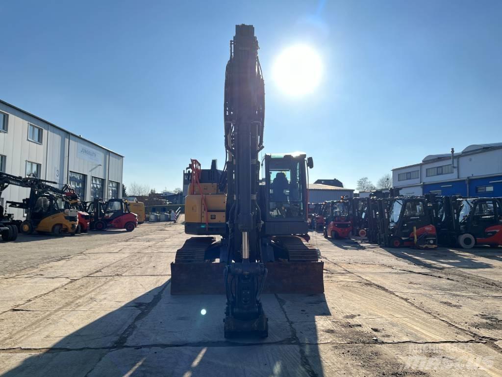 Volvo ECR235EL Гусеничные экскаваторы