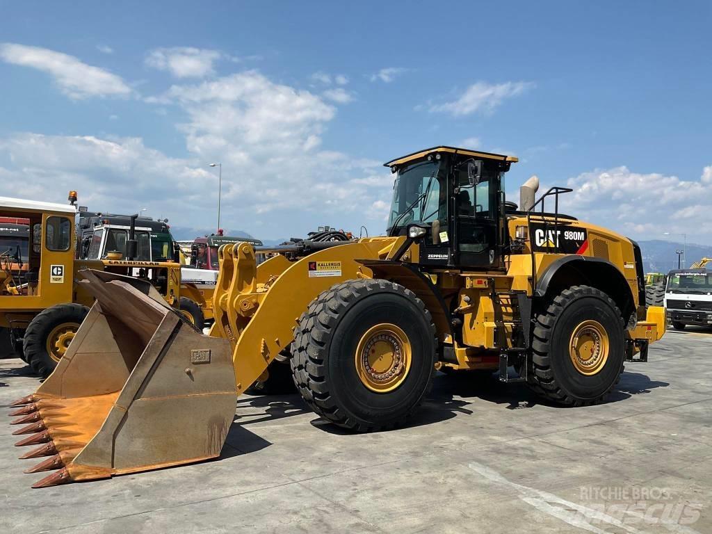 CAT 980M Фронтальные погрузчики