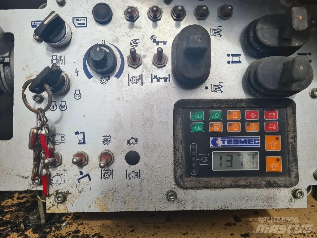 Tesmec 300 Траншеекопатели