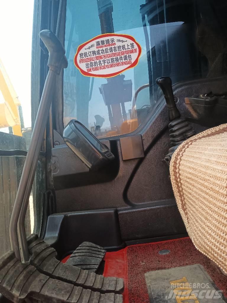 Volvo EC 240 Гусеничные экскаваторы