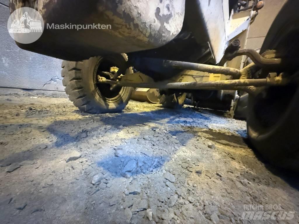 Volvo BM 620 Фронтальные погрузчики