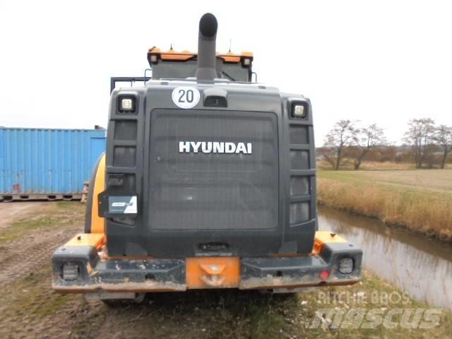 Hyundai HL 940 A Фронтальные погрузчики