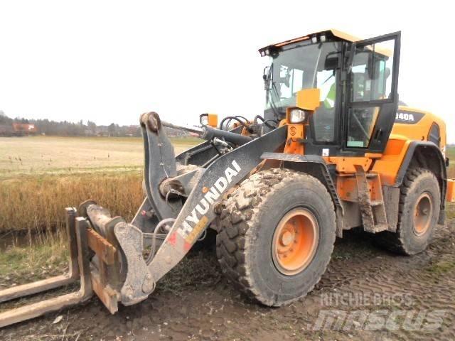 Hyundai HL 940 A Фронтальные погрузчики