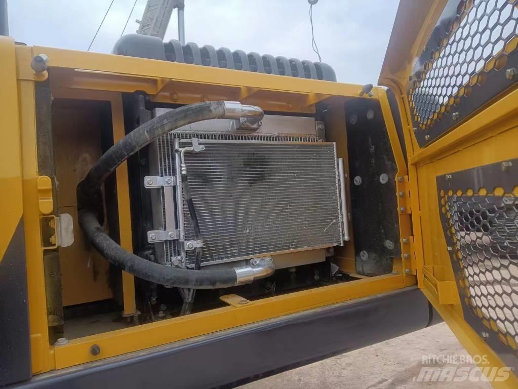 Volvo EC 240 DL Гусеничные экскаваторы