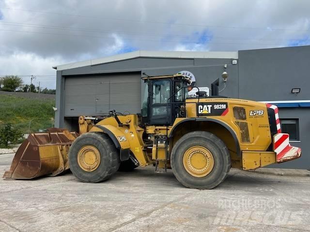 CAT 982 M Фронтальные погрузчики