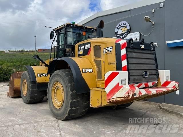 CAT 982 M Фронтальные погрузчики