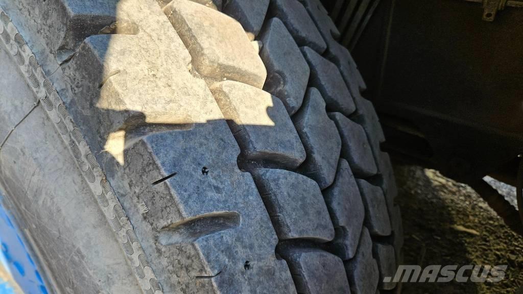 Kato SR250 Автокраны вездеходы