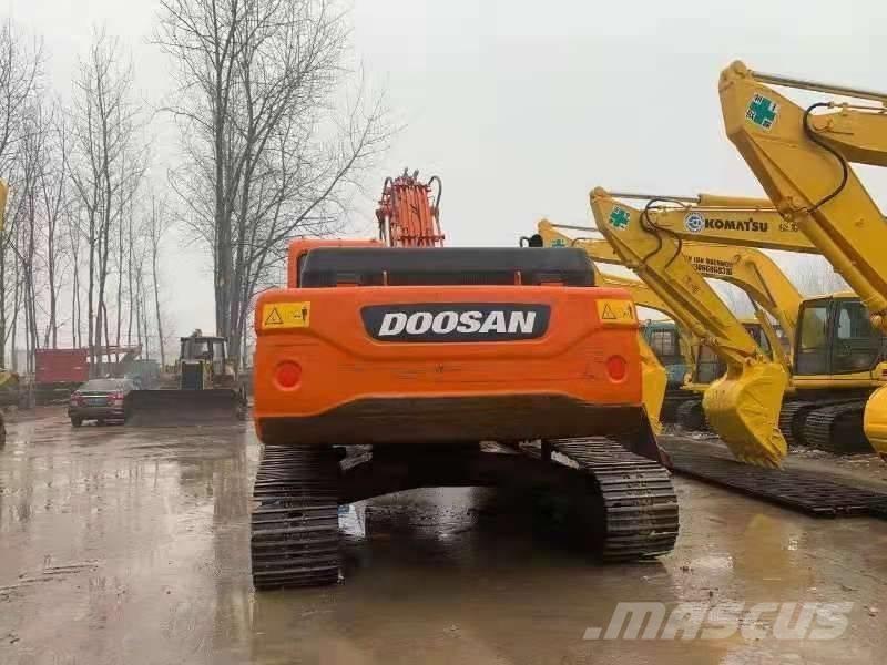 Doosan DX300LC Гусеничные экскаваторы