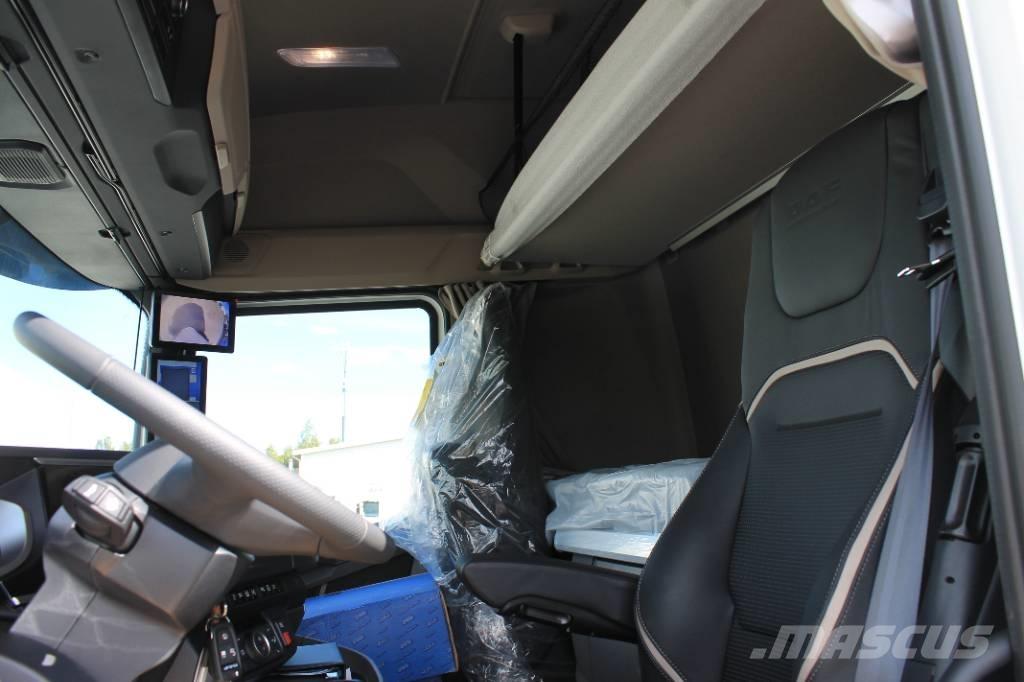 DAF XF530 FAK ADR Шасси с кабиной