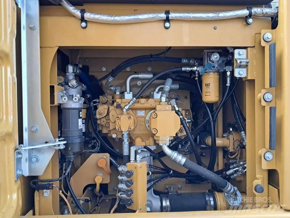 CAT 323 F L Гусеничные экскаваторы