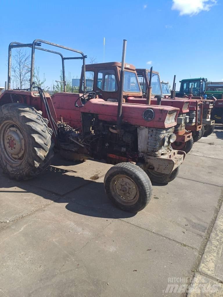 Massey Ferguson 168 Трактора