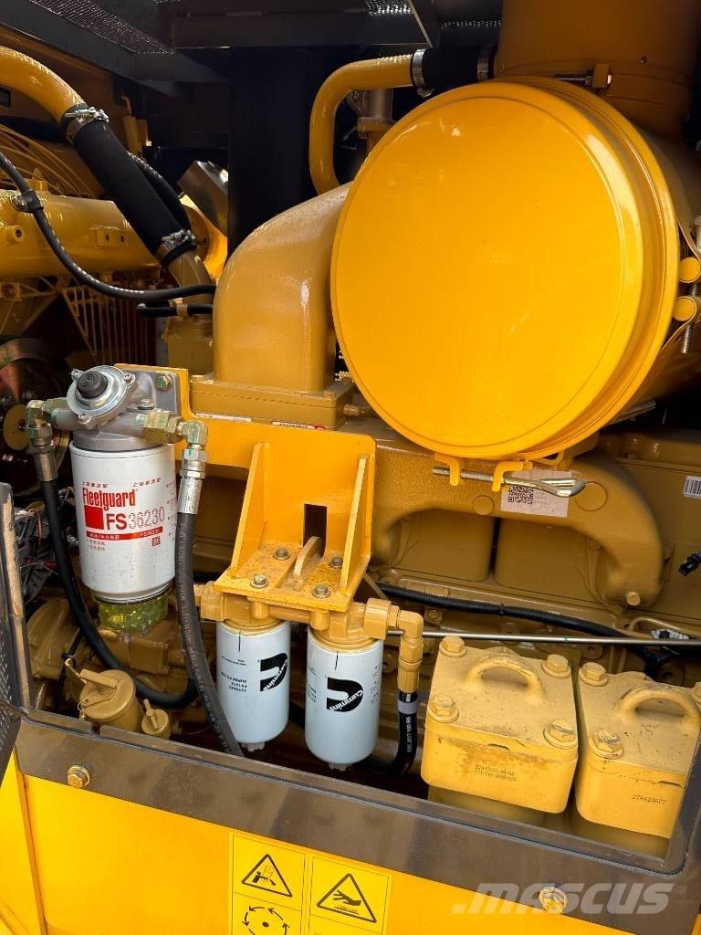 Shantui SD22 Гусеничные бульдозеры