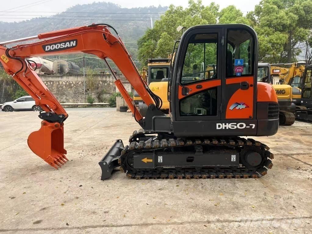 Doosan DH 60-7 Мини-экскаваторы
