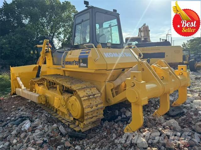 Komatsu D 85 EX Гусеничные бульдозеры