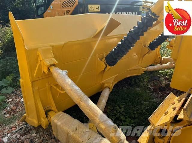 Komatsu D 85 EX Гусеничные бульдозеры