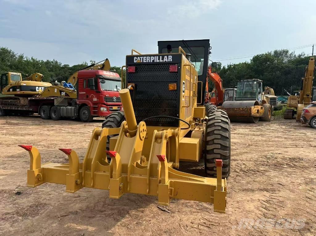 CAT 140K Грейдеры