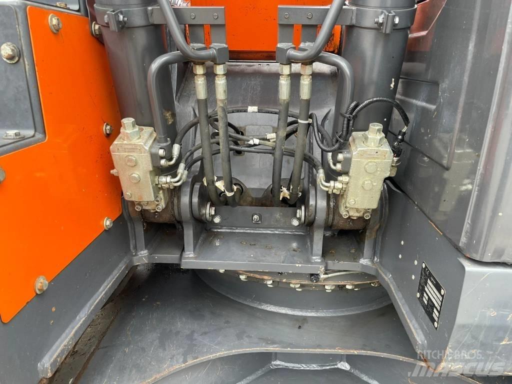 Doosan DX 140 LCR Гусеничные экскаваторы
