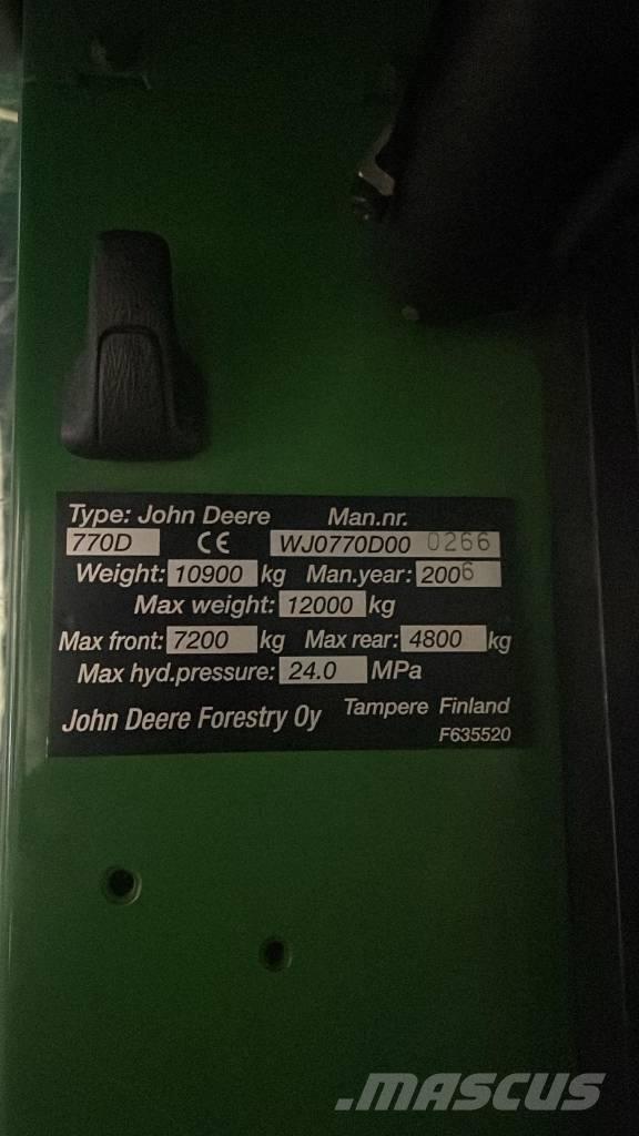 John Deere 770 D Харвестеры