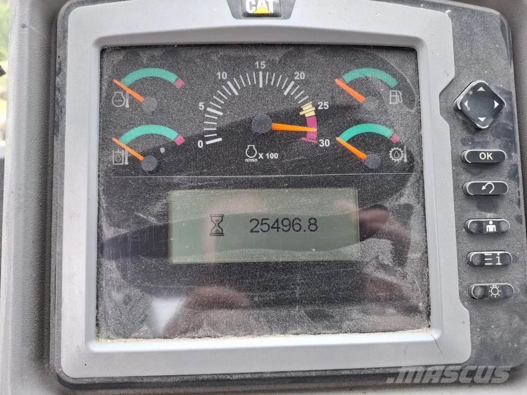 CAT 972k Фронтальные погрузчики