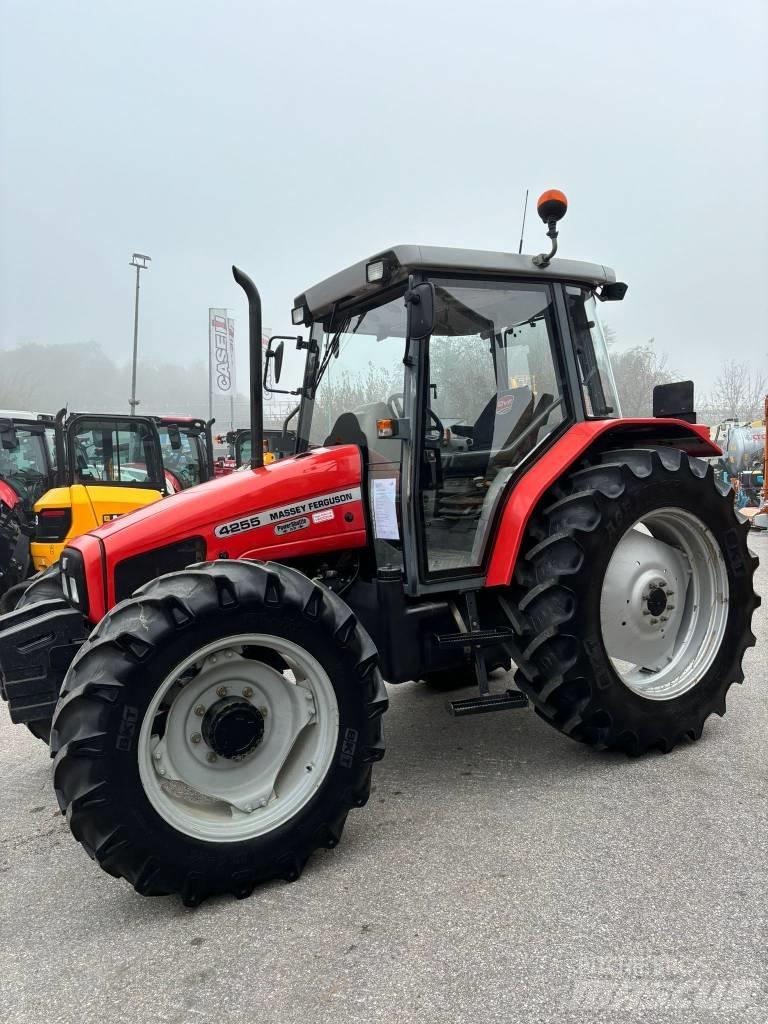 Massey Ferguson 4255 Трактора
