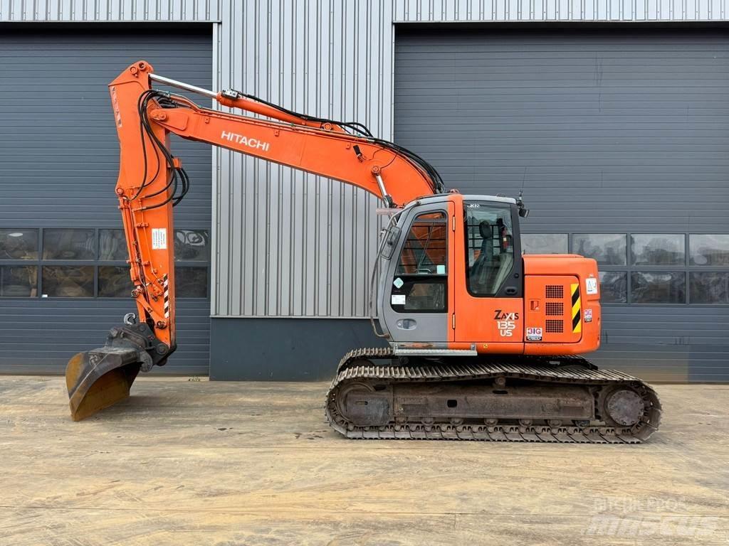 Hitachi ZX135US Специальные экскаваторы