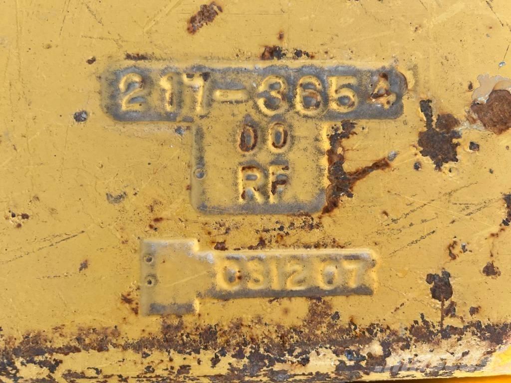 CAT D8R / D8T Компоненты строительной техники