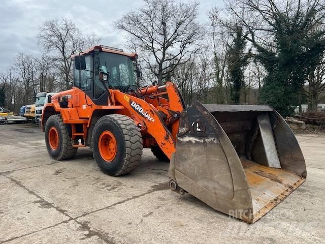 Doosan DL 200 Фронтальные погрузчики